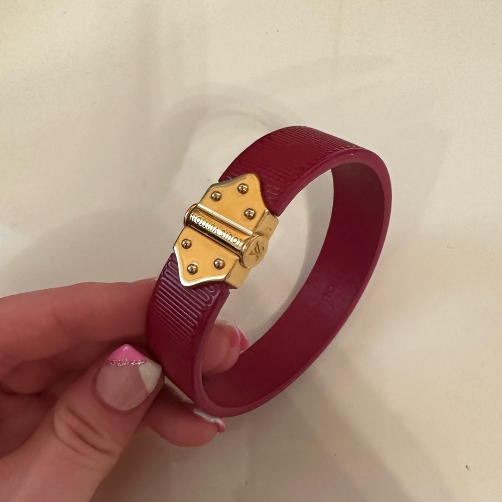 Good condition Louis Vuitton bracelet❤️